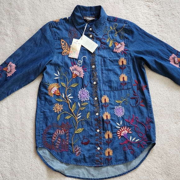 Johnny Was Toni Relaxed Fit Denim Shirt Heavy Embroidery Pear Snap Western XXS - Picture 12 of 15